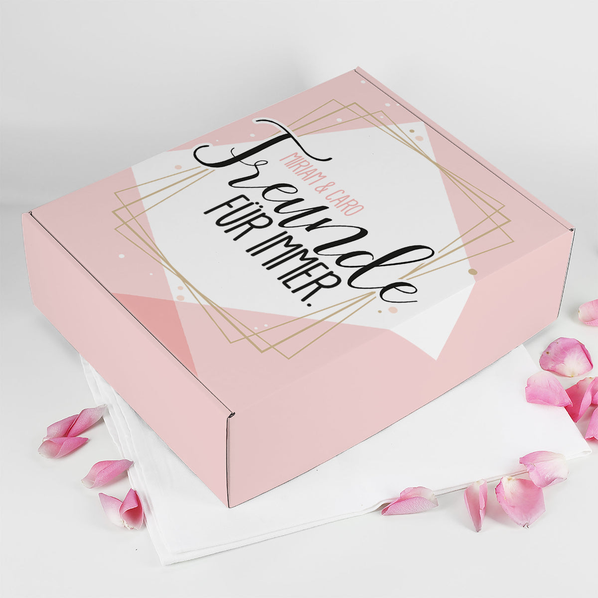 Geschenkset "Freunde für immer" in personalisierter Geschenkbox mit Biorebe Wein und Gläsern