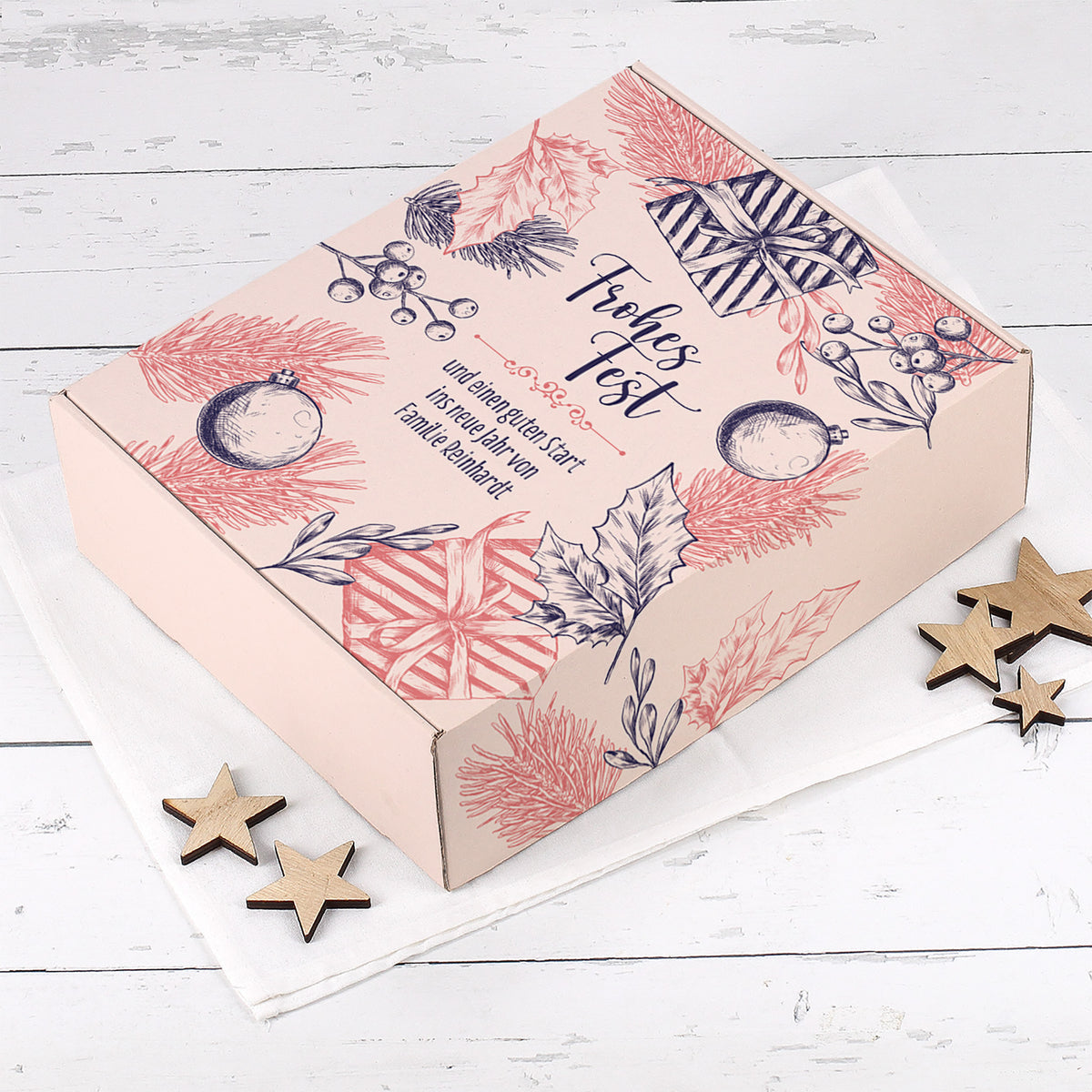 Geschenk Set zu Weihnachten mit 2 Weingläsern und Biorebe Wein in Geschenkverpackung