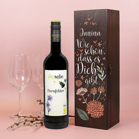 Biorebe Wein in personalisierter Holzbox | Geschenk Set - Wie schön, dass es Dich gibt.