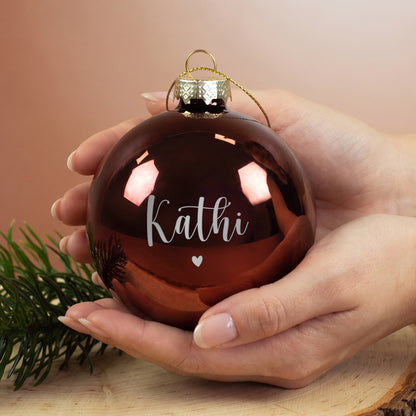 Weihnachtskugel mit Ihrem Wunschnamen und kleinem Herzchen graviert