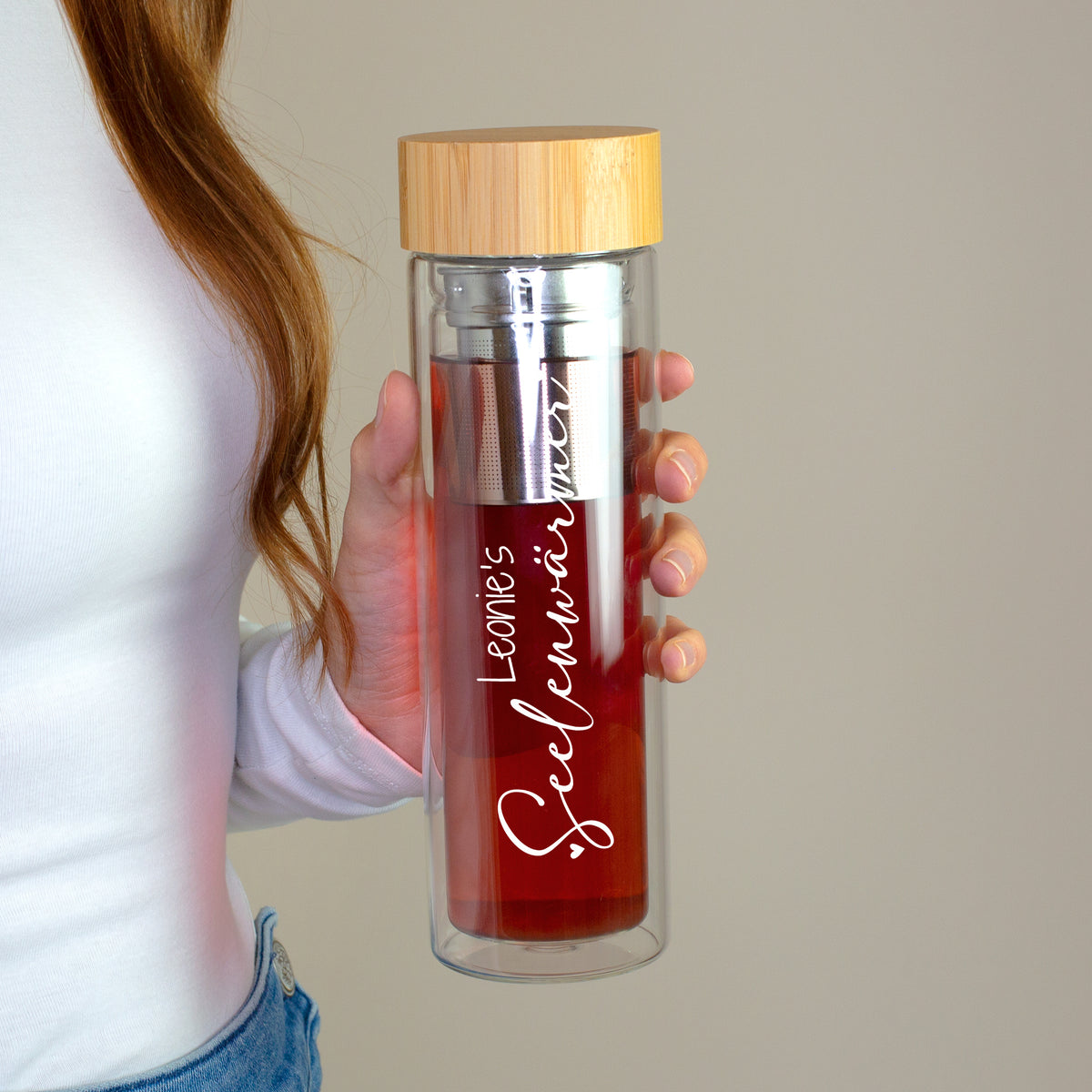 Personalisierte Glasflasche mit Teesieb