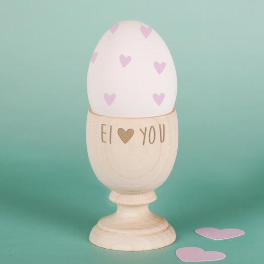 personalisiserte Eierbecher mit Name und "Ei love you"-Gravur