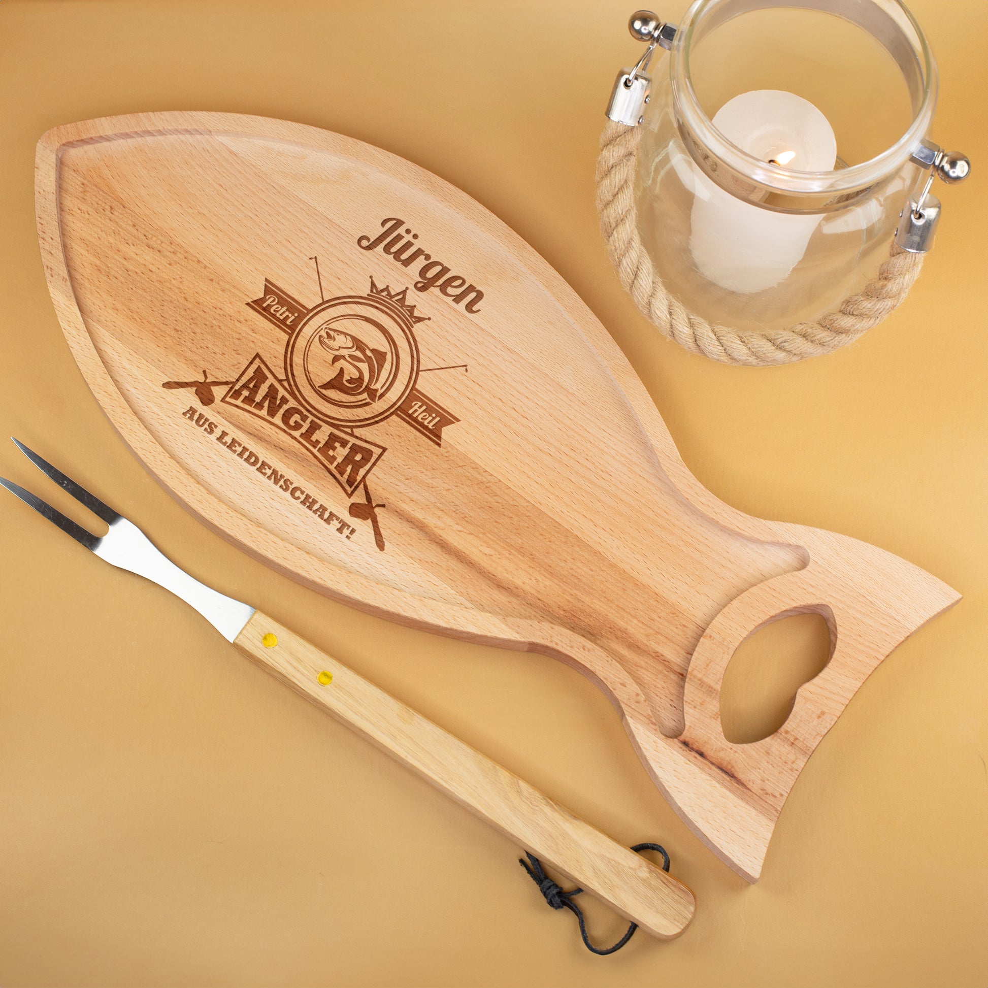 Fischförmiges Holz-Servierbrett für Angler mit integrierter Saftrille und Griff