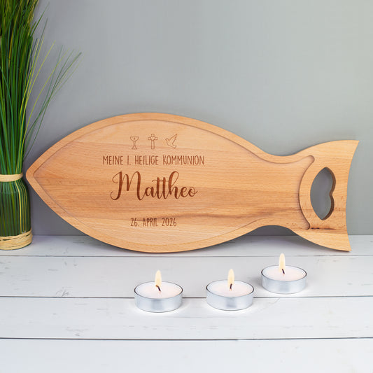 Personalisiertes Servierbrett in Fischform 'Ichthys' aus Holz zur Taufe, Kommunion & Konfirmation