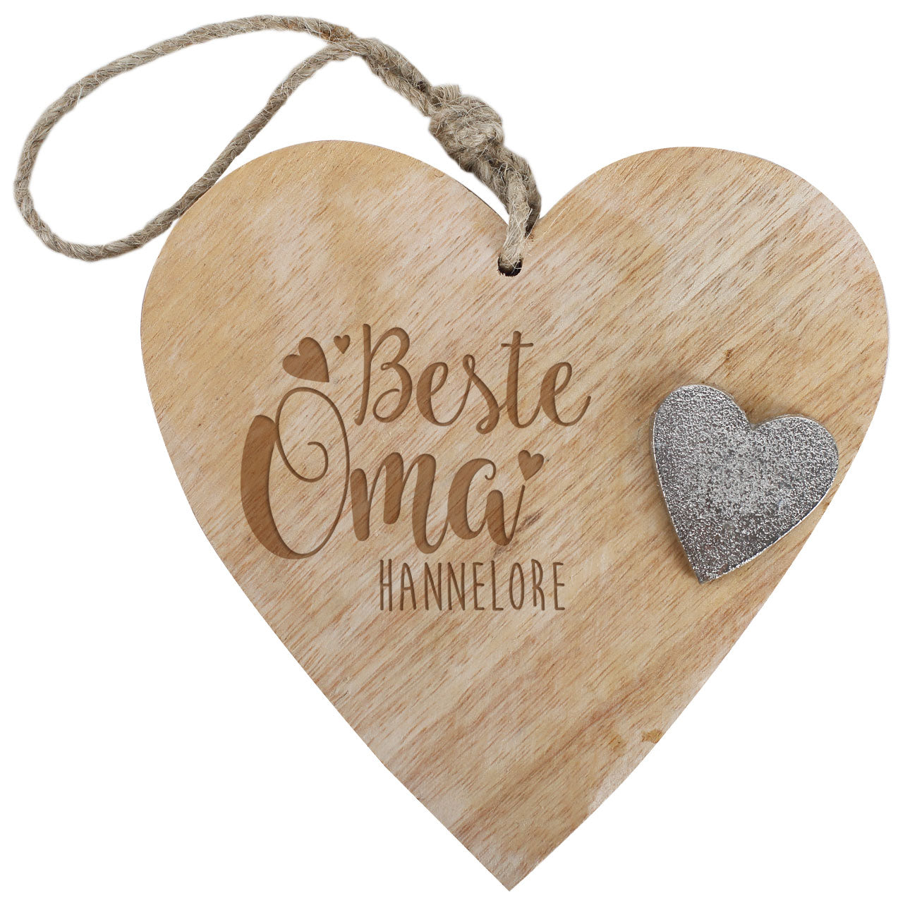 Personalisiertes Holzherz Beste Oma mit Name, Metallherz und Juteband auf weißem Hintergrund
