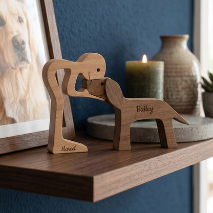 Holzskulptur Herrchen mit Hund – personalisiert mit zwei Namen –  geschenke-online.de