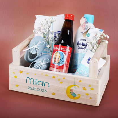 Bedruckter Geschenkkorb zur Geburt mit Namensaufdruck und Datum Ihrer Wahl