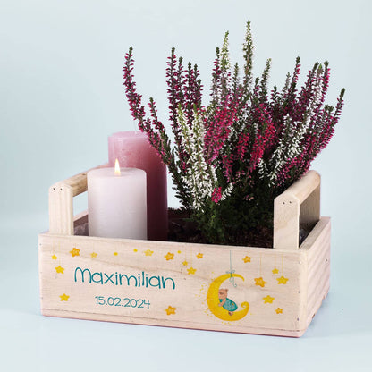 Personalisierter Geschenkkorb mit Name und Datum