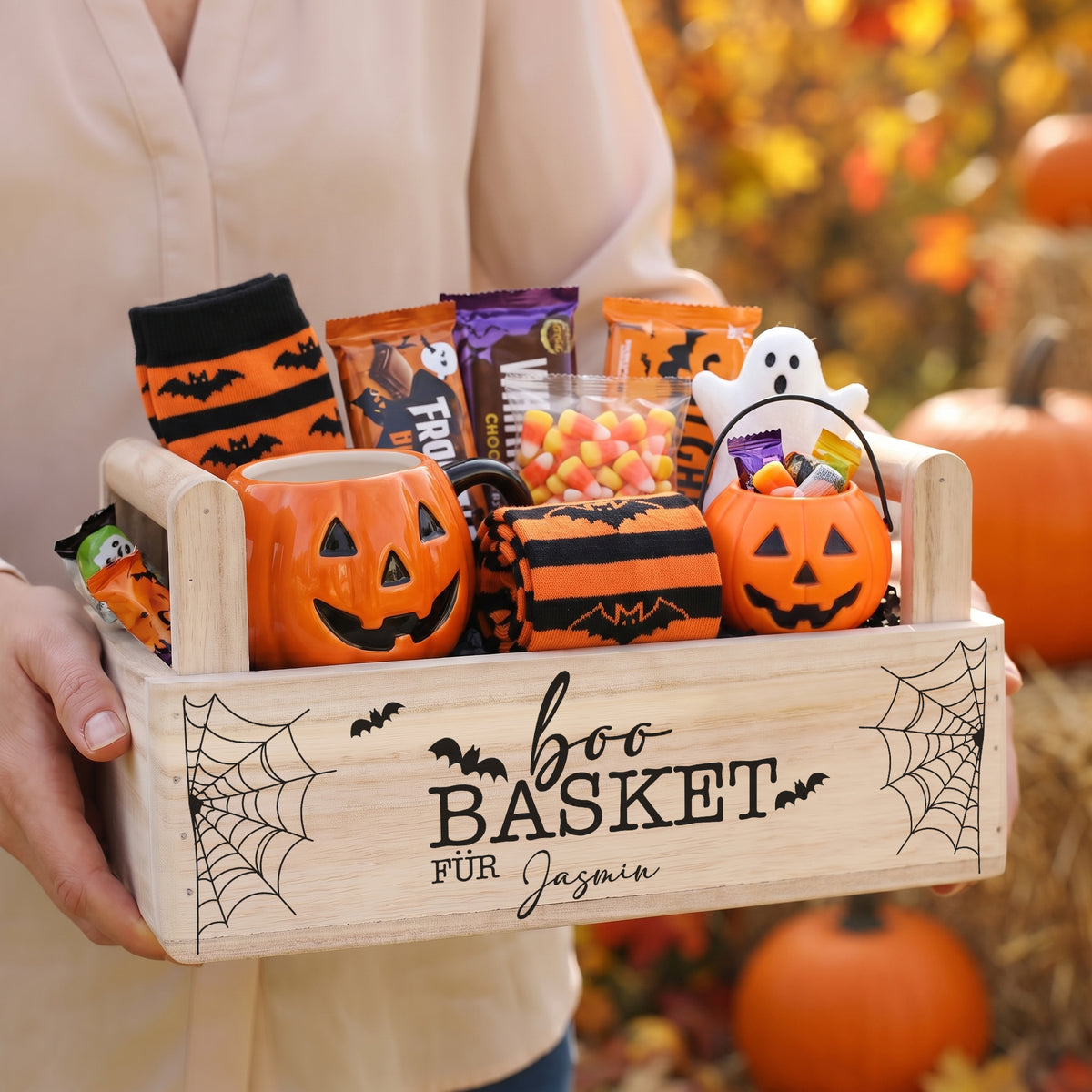 Halloween Boo Basket mit Name als tragbarer Geschenkkorb und Sammelkorb für Süßigkeiten