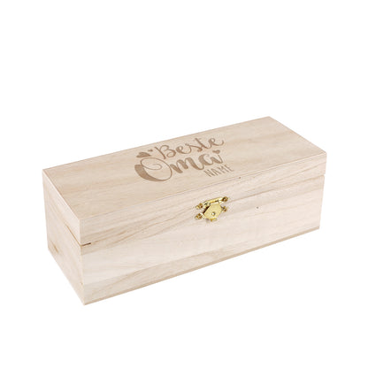 Geschlossene Teebox aus Holz mit Gravur „Beste Oma Name“ und Herz-Motiven