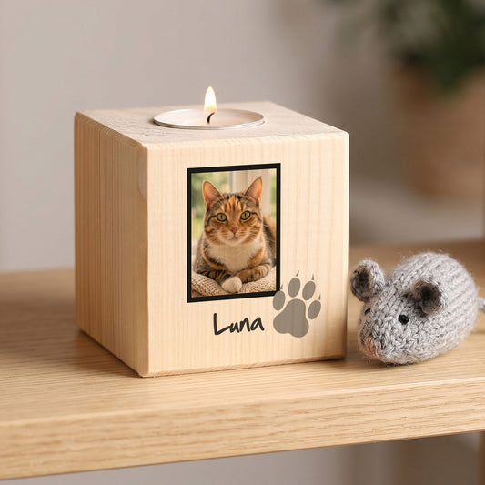 Gedenklicht an die geliebte Katze mit Foto und Name