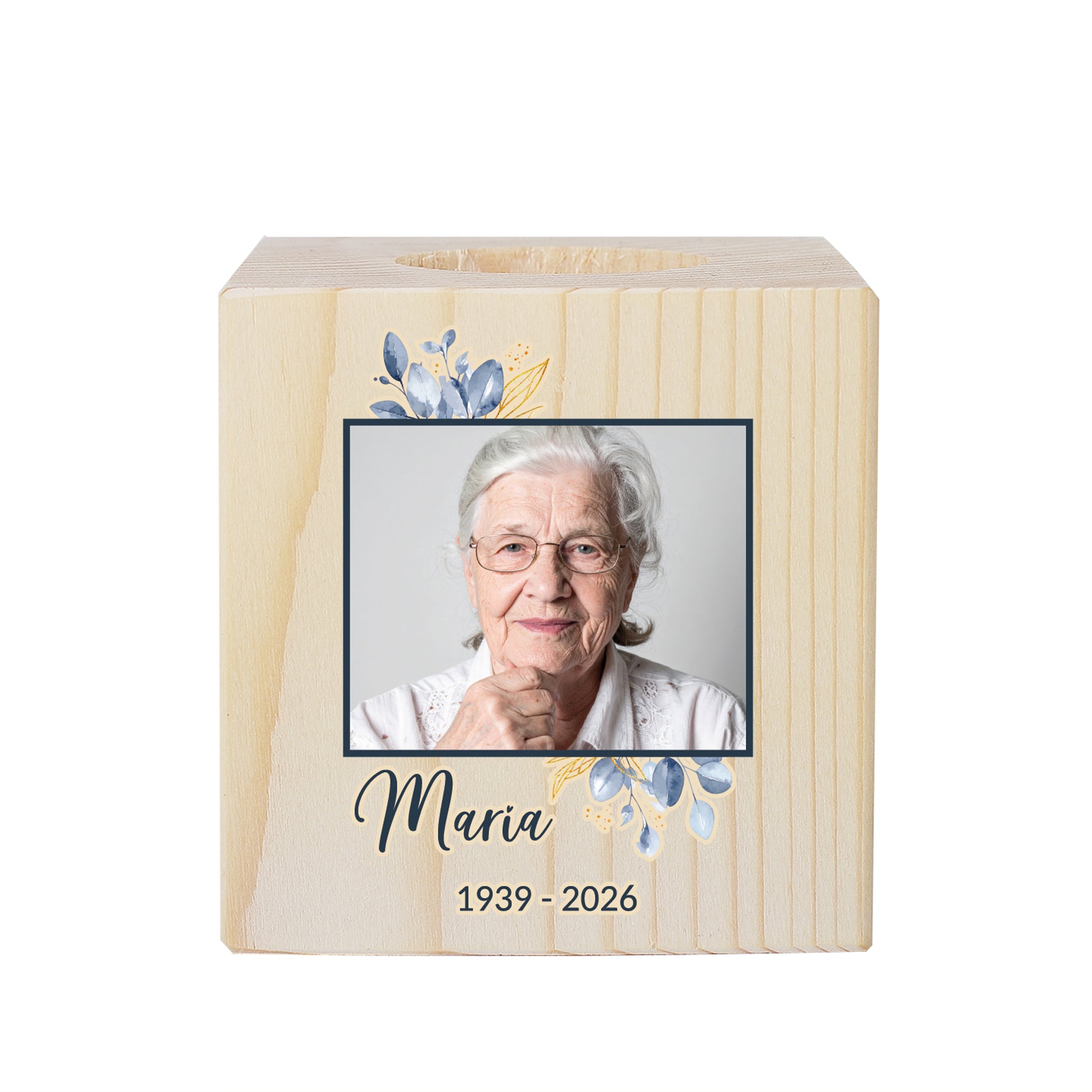 Freigestelltes Bild des Gedenk-Teelichthalters ohne Dekoration