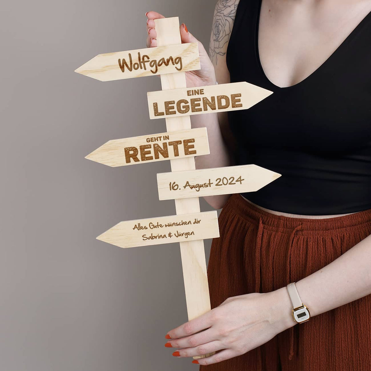 XPEX Renten Deko Set XPEX Renten-Set – Schärpe + Button „Eine Legende Geht In Rente“ – 160 X 9,5 Cm, Rosa/gold