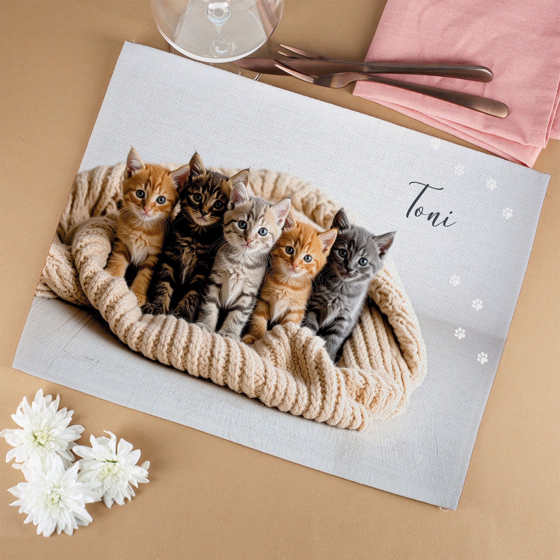 Stoff Platzdeckchen mit 5 Katzen, personalisiert mit Name Toni