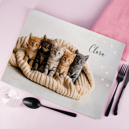 Platzdeckchen aus Stoff mit Katzenmotiv und Name Clara