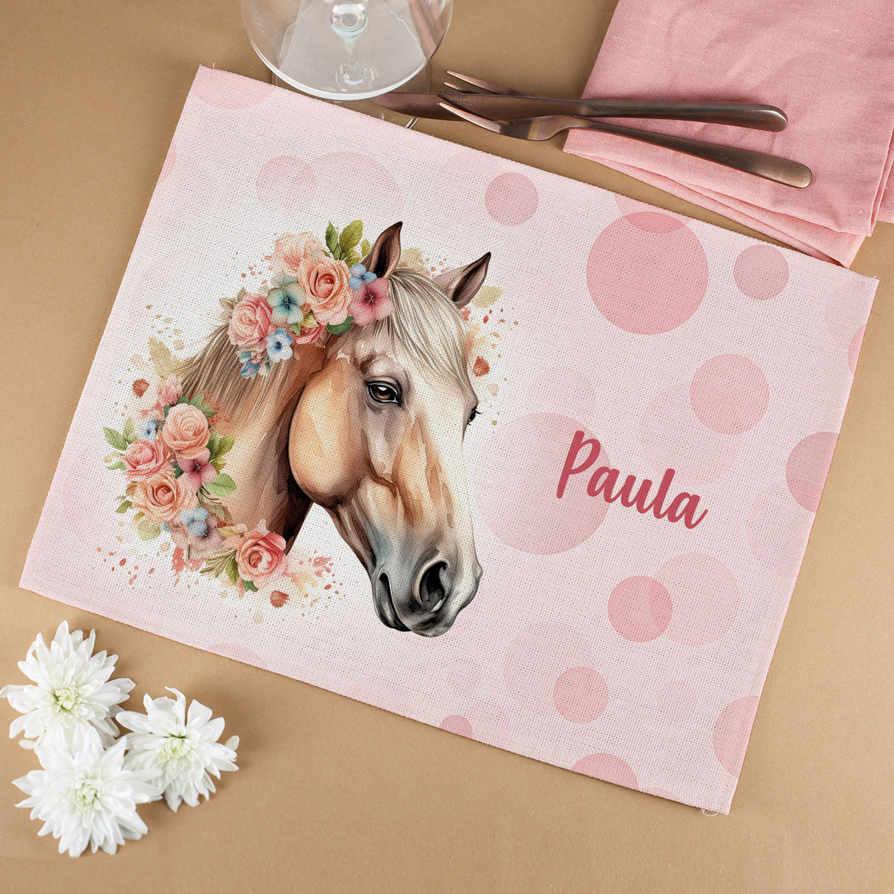 Stoffplatzdeckchen Pferd mit Blumen – personalisiert mit Name Paula