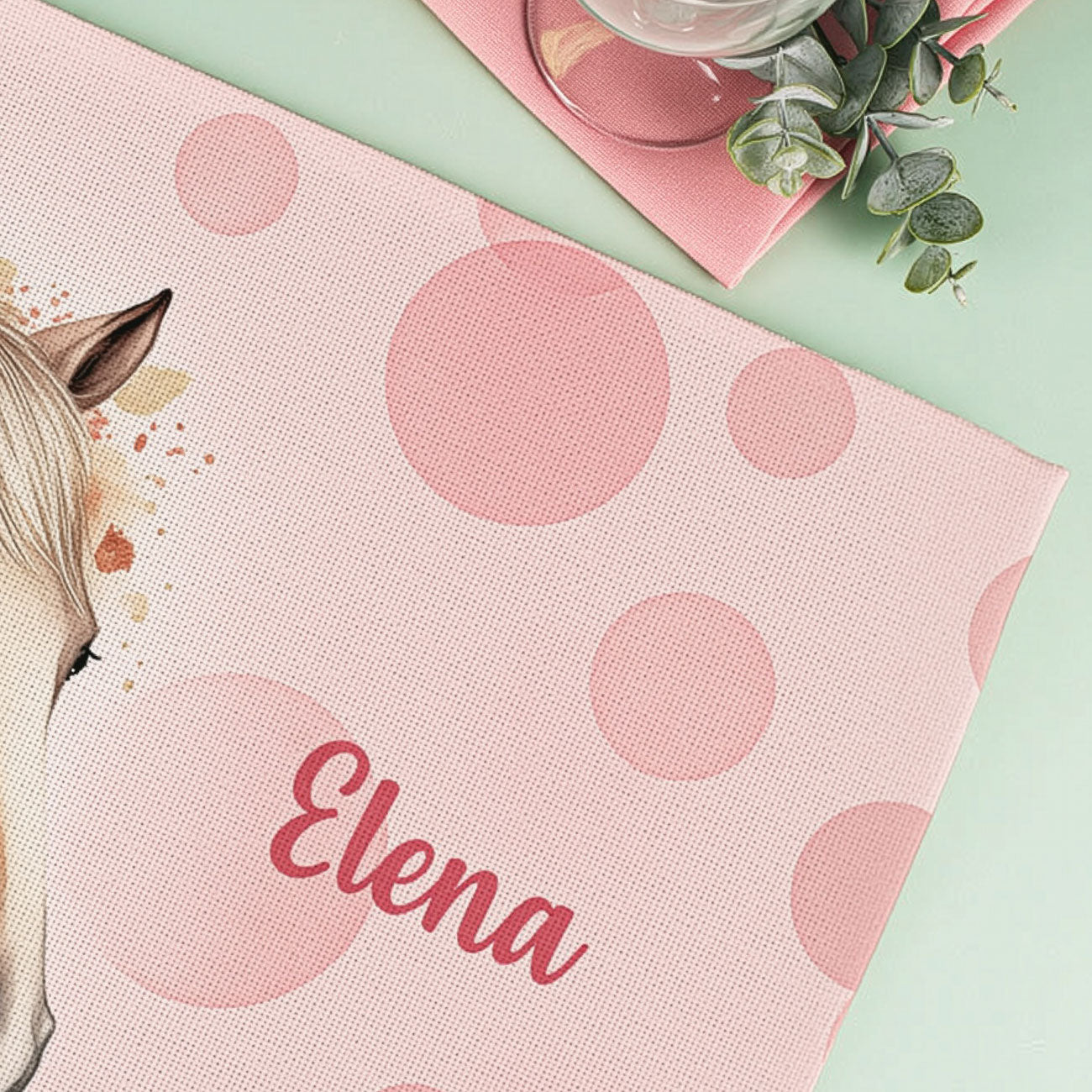 Detailaufnahme vom personalisierten Platzdeckchen mit Name Elena