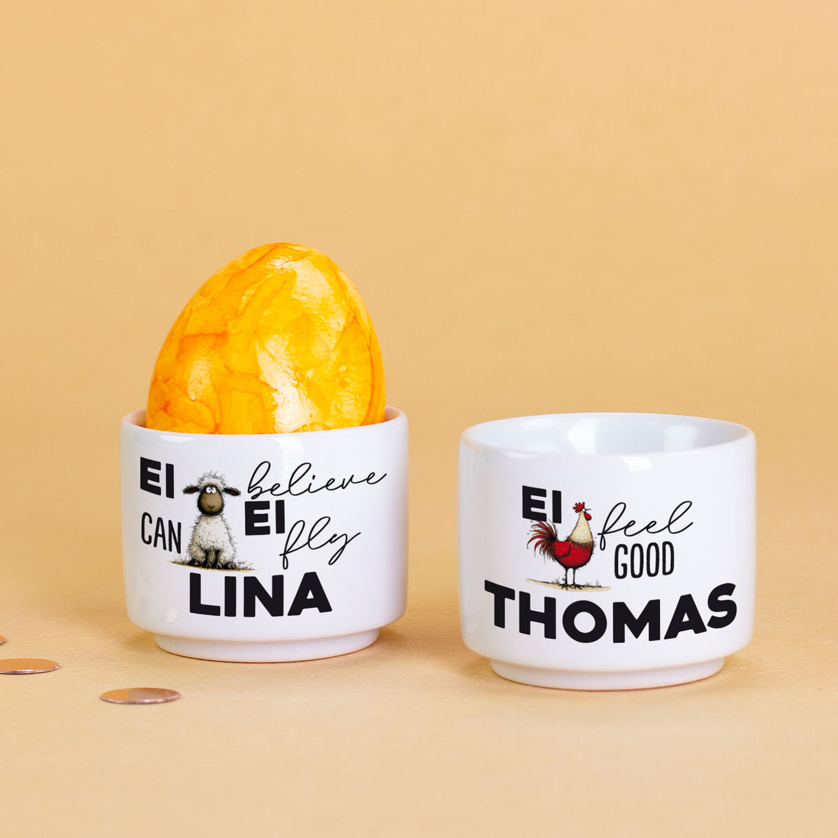 Personalisierter Eierbecher aus Keramik zu Ostern mit Name und Spruch –