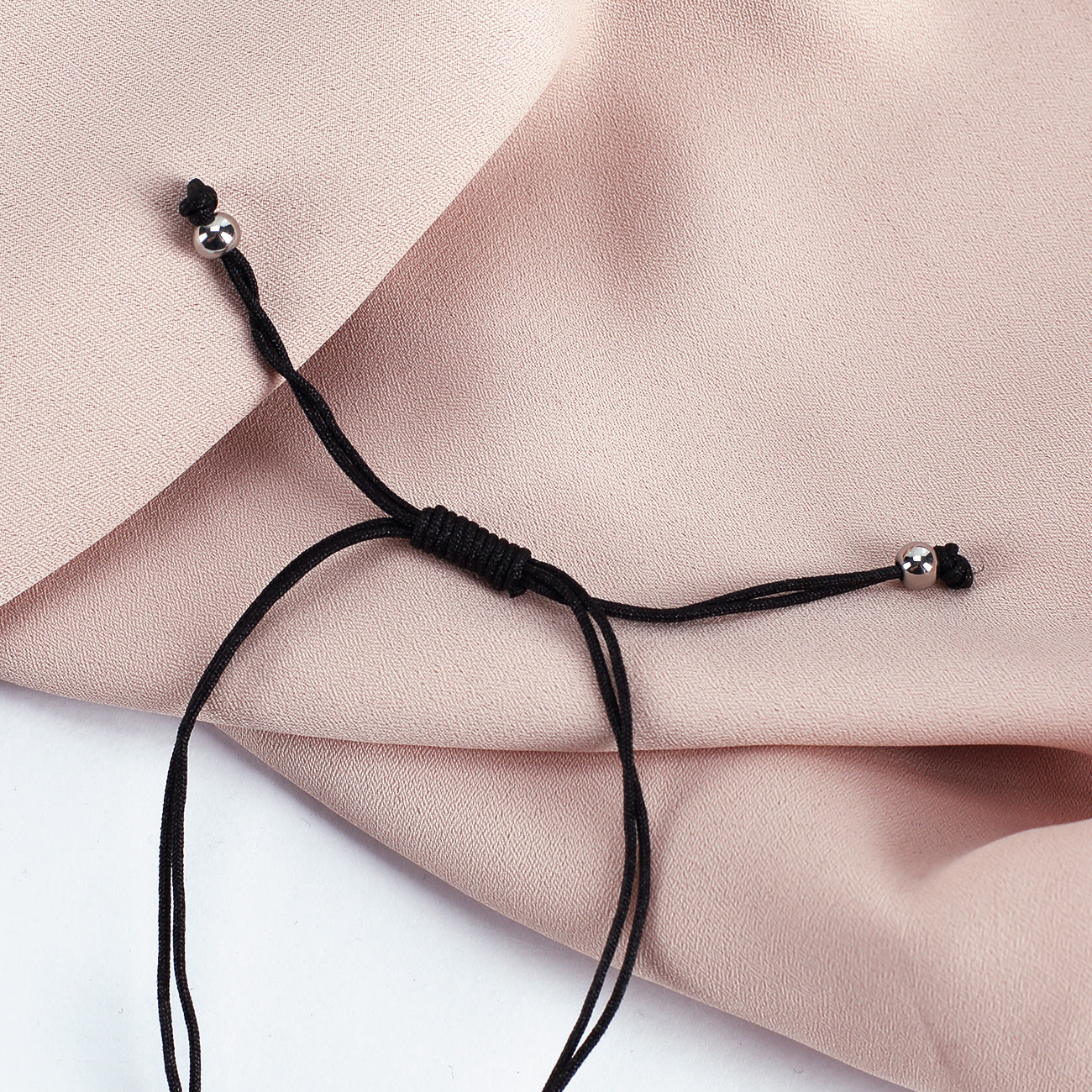 Nahaufnahme des Leonardo Armband in Silber - Lieblings - mit Ihrem Wunschtext graviert