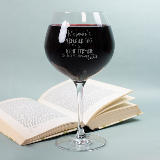 Burgunderglas von Leonardo mit Gravur 'Perfekter Tag' & Name | Personalisiertes Weinglas Geschenk