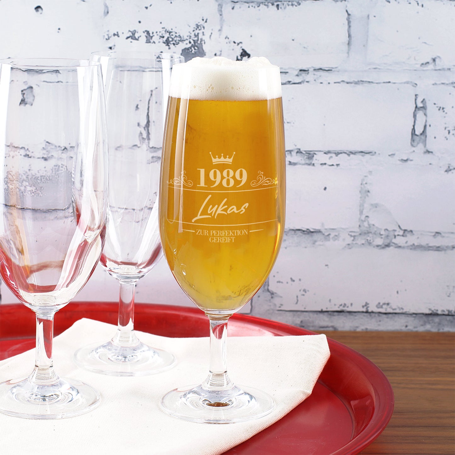 Personalisiertes Bierglas mit Name Lukas, Jahr 1989 und Gravur als Geburtstagsgeschenk für Männer