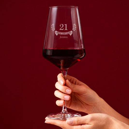 Graviertes Rotweinglas zum Geburtstag
