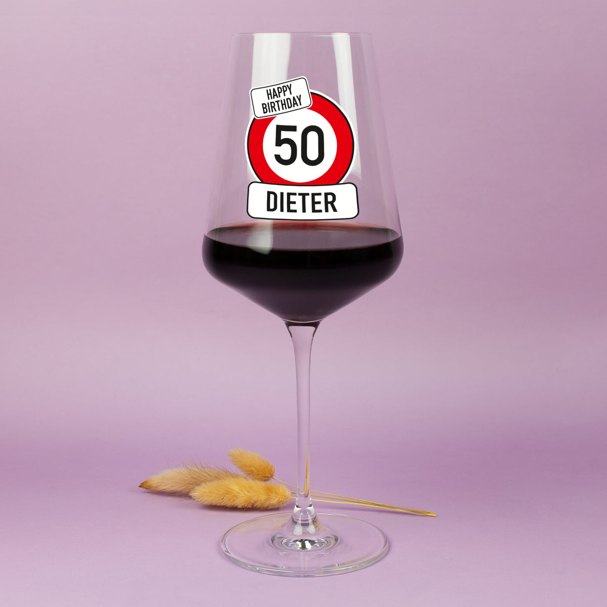 Personalisiertes Leonardo Weinglas zum Geburtstag mit Verkehrszeichen –