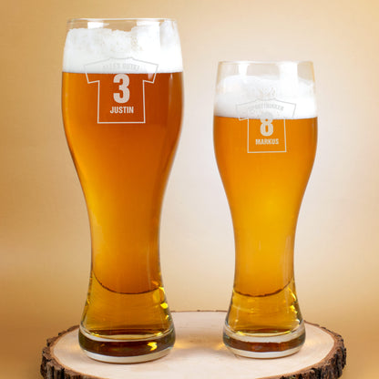 Detailansicht Leonardo-Logo auf graviertem Weizenglas mit Bier