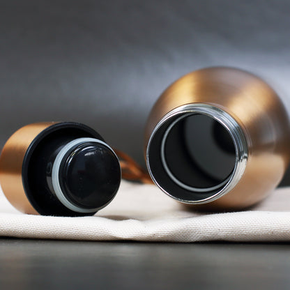 Thermosflasche in zwei Farben mit Ihrem Wunschnamen