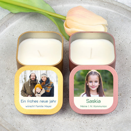 Goldene und roséfarbene Mini Duftkerzen mit Foto und Wunschtext als Gastgeschenk und Tischdeko