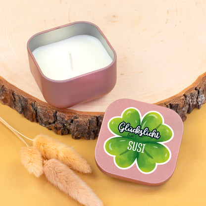 Mini Duftkerze in Roségold mit personalisiertem Glückslicht Deckel und Name Susi