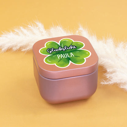 Geschlossenes Glückslicht in Roségold mit Kleeblatt Motiv und Name Paula