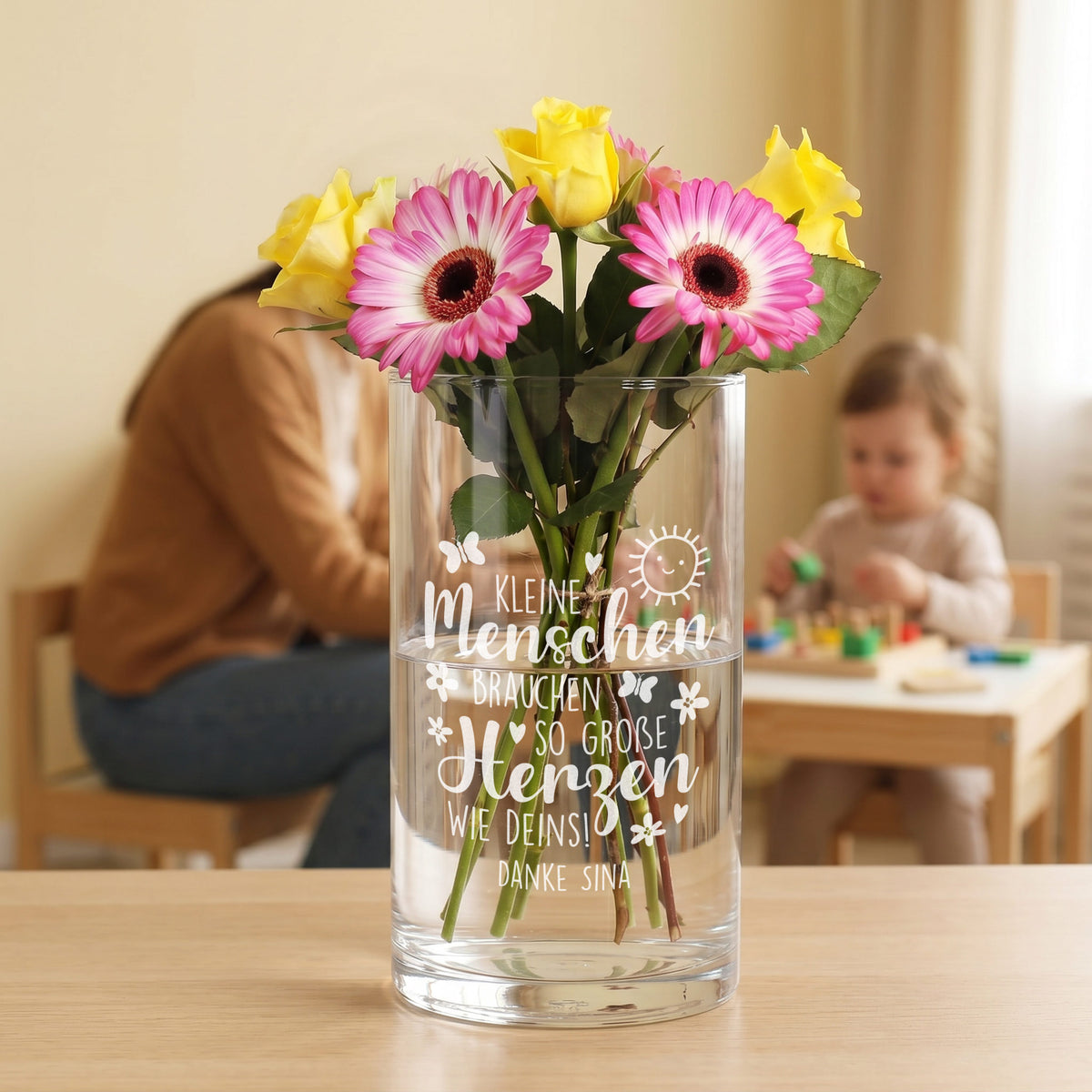 Glas Vase mit Gravur für Erzieherin