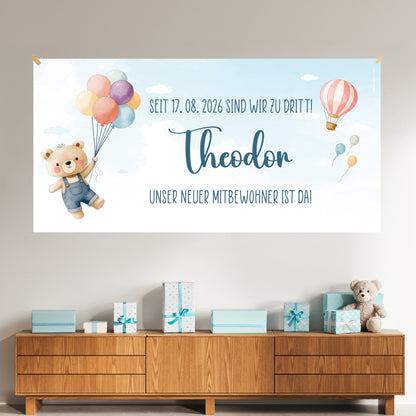 Baby Willkommensbanner mit Teddy, Luftballons und Heißluftballon, Name Theodon und Wunschtext als Wanddeko im Kinderzimmer
