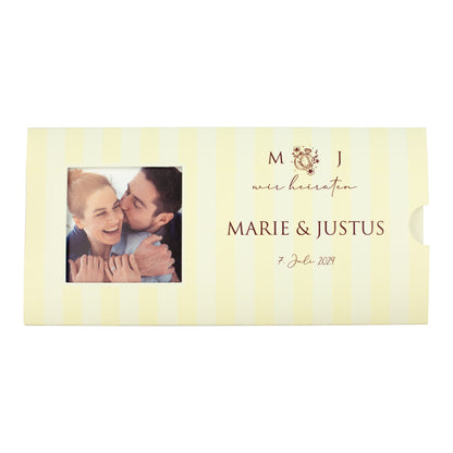 Hochzeitseinladung in Gelb auf weißem Hintergrund