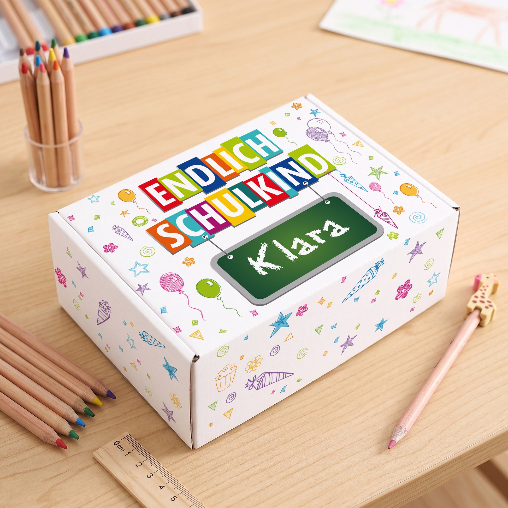 Kleine Pappbox mit Name zum selbst befüllen für Geschenke zur Einschulung