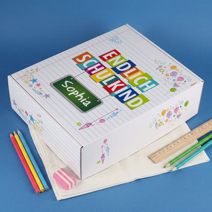 XL Geschenkkarton zur Einschulung mit bunten "Endlich Schulkind" Motiv und Wunschnamen