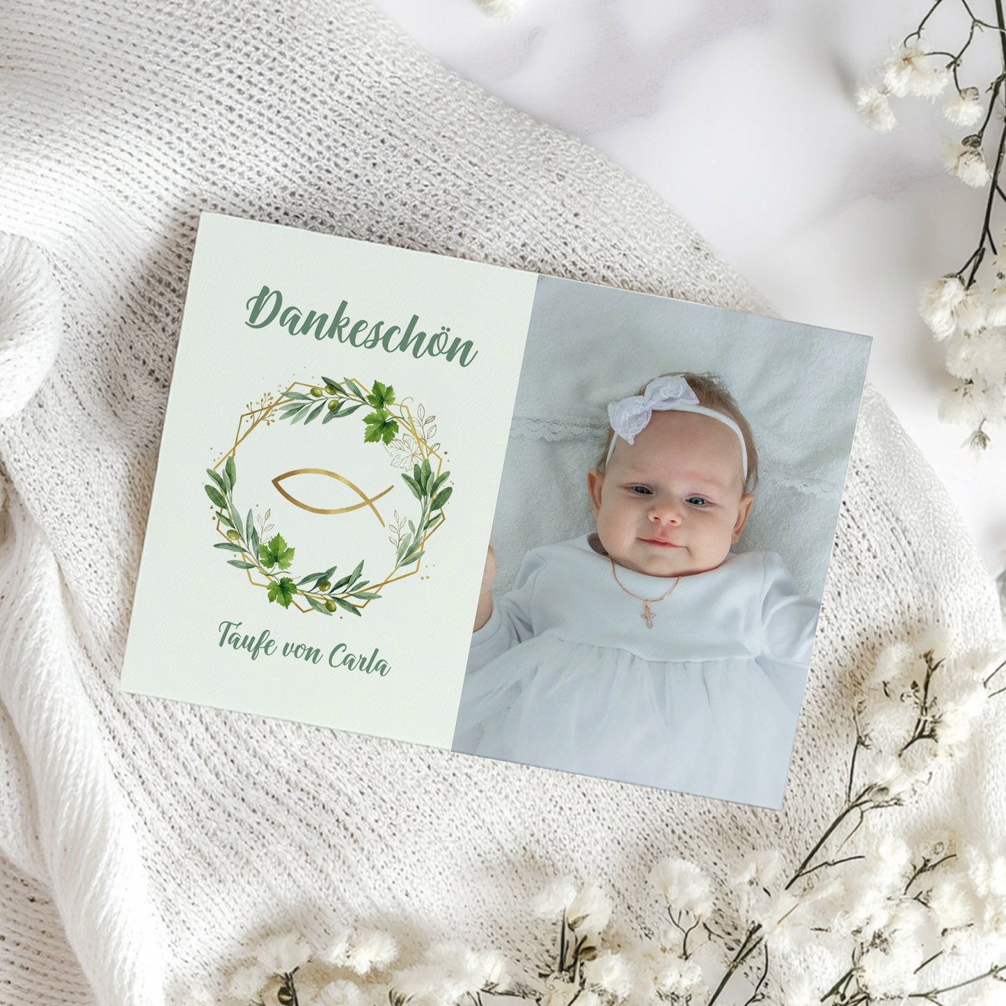 Personalisierte Dankeskarte zur Taufe mit Babyfoto und Name, Ichthys Fisch im Blätterkranz im neutralen Design