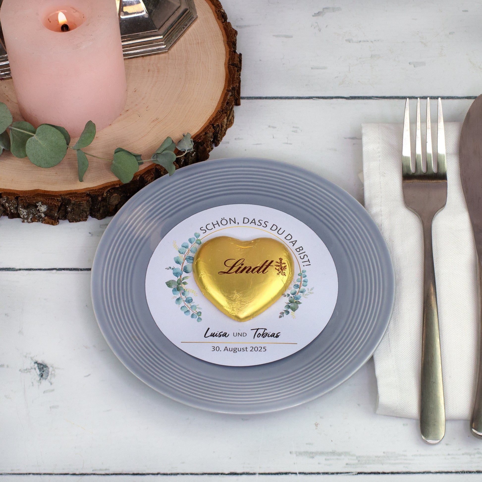 Gastgeschenk zur Hochzeit oder Taufe - persönlich bedruckte Karte mit Lindt-Schokoherz