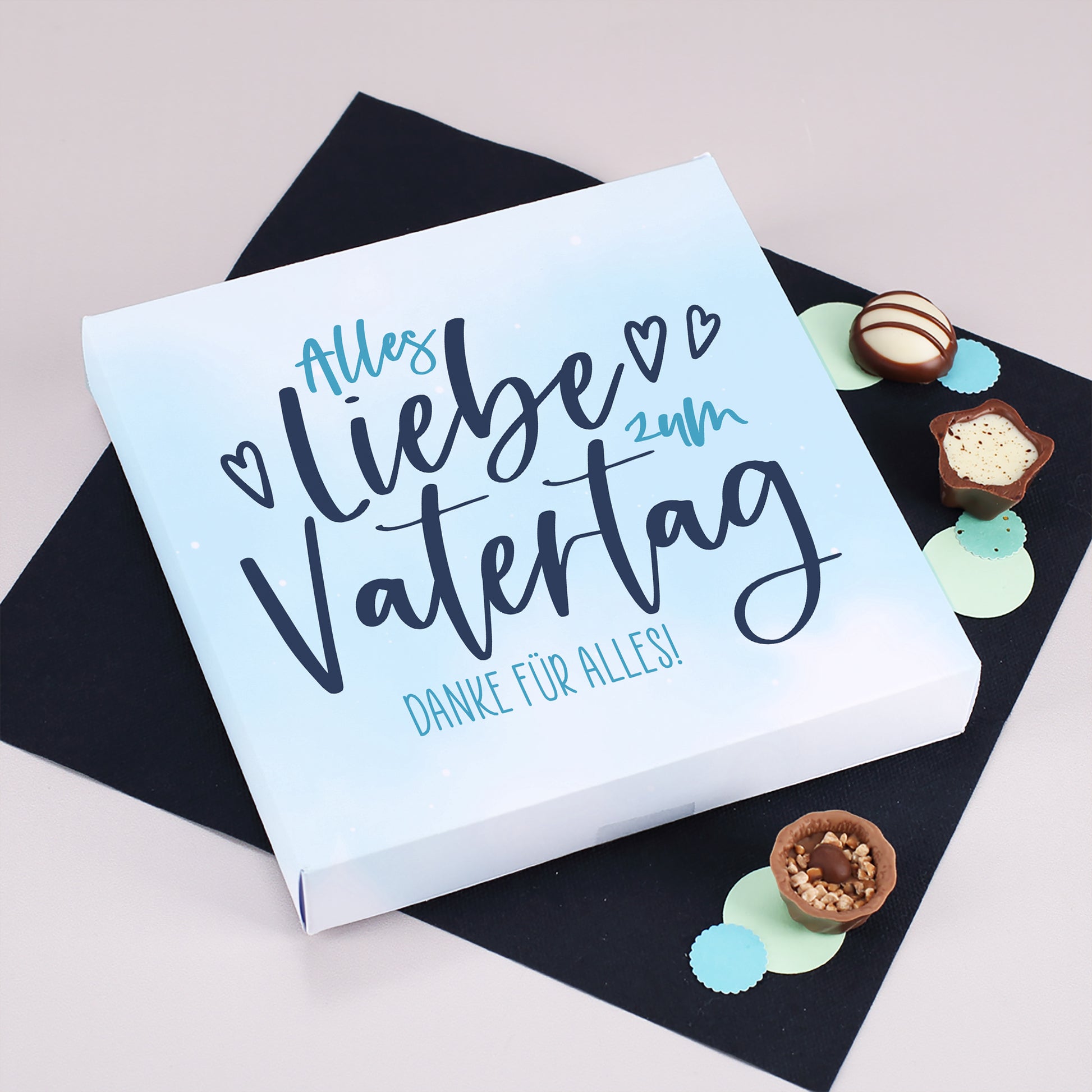 Personalisierte Lindt Pralinen zum Vatertag mit Schriftzug Alles Liebe zum Vatertag und Wunschtext