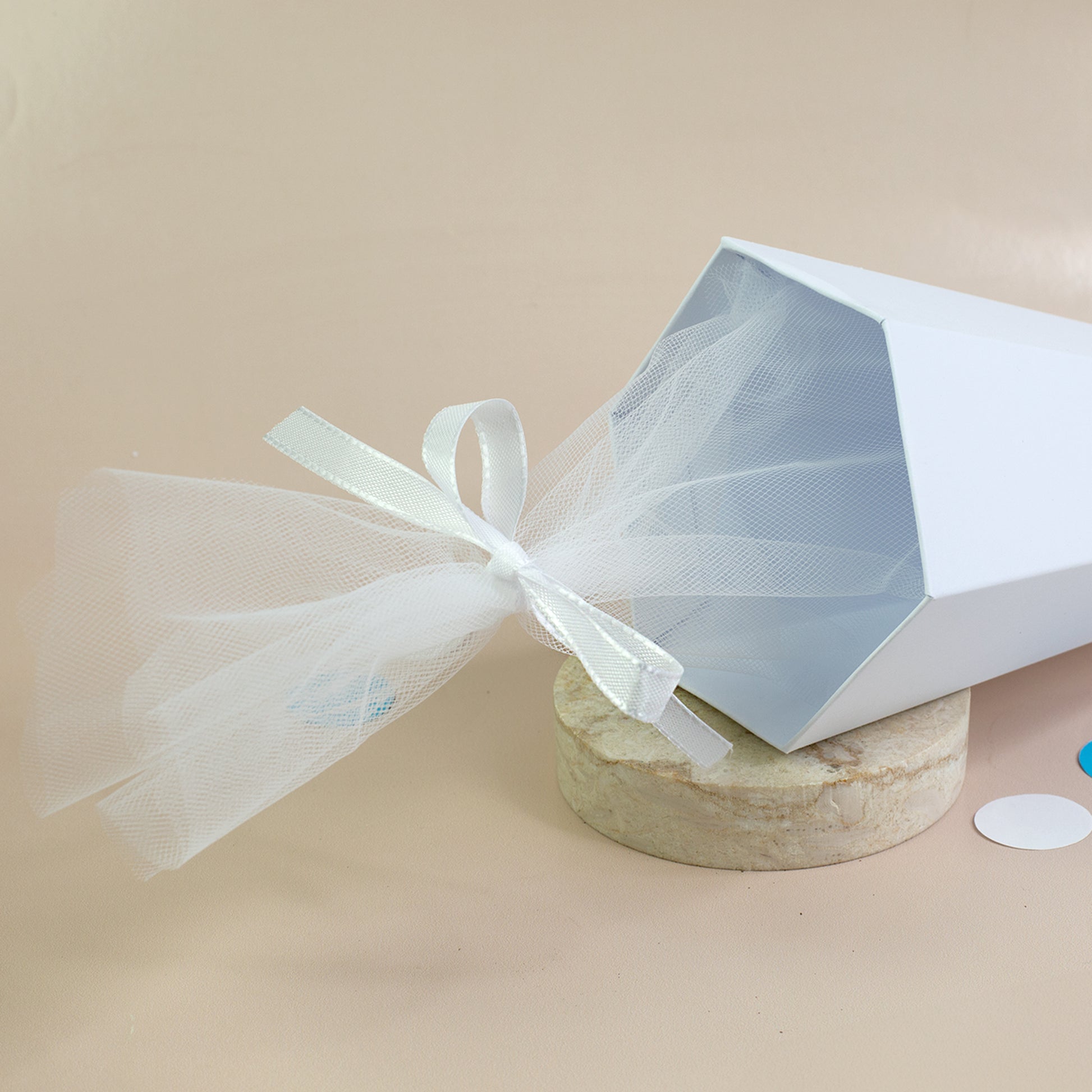 28cm große Schultüte mit Tüll und Schleifenband