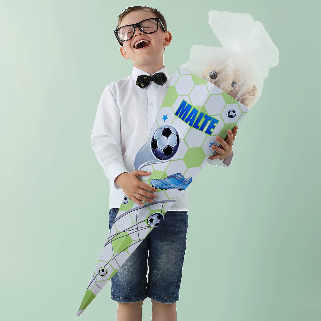 Schultüte mit 3D-Fußballmotiv und Name