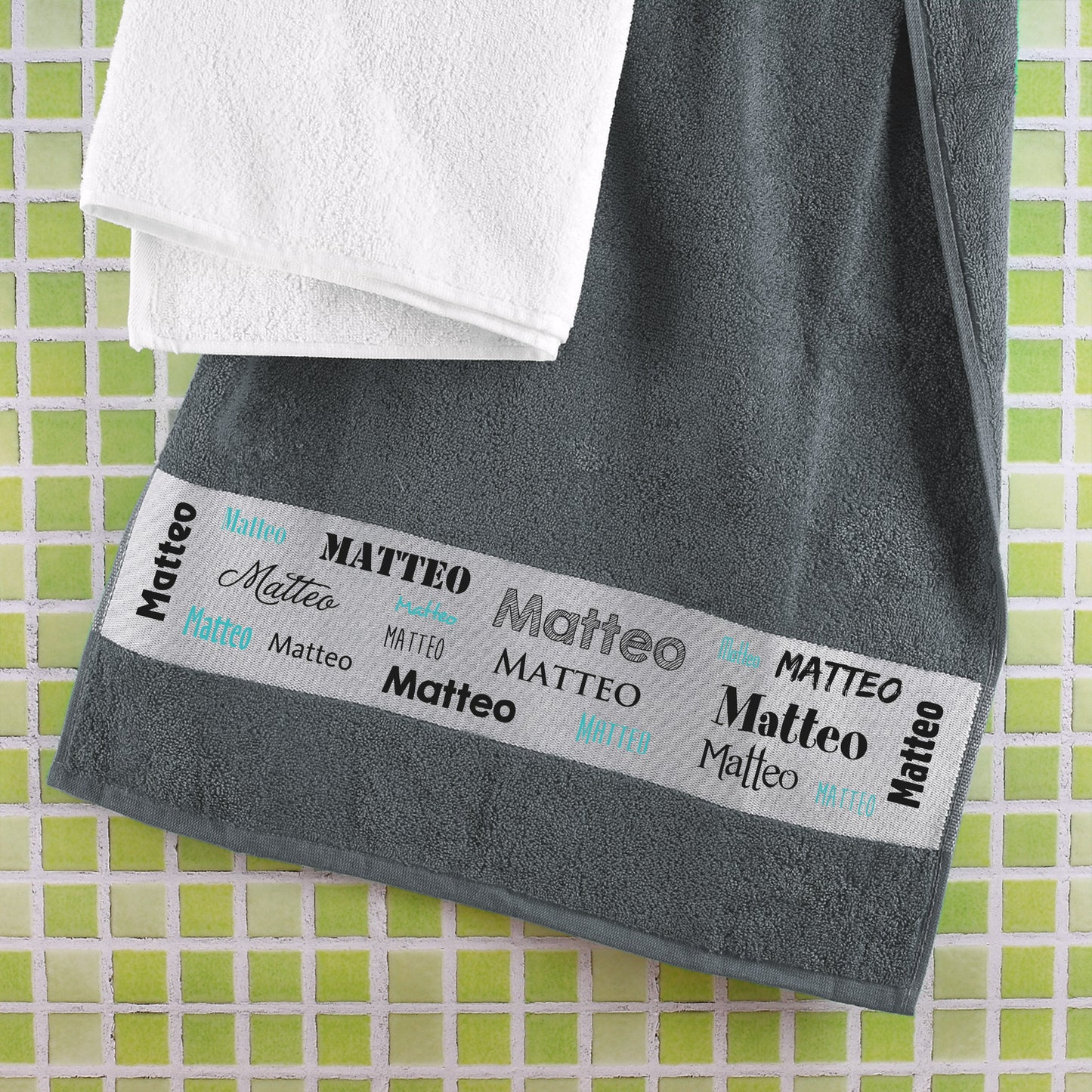 Badetuch mit Ihrem Namen in verschiedenen Schriftarten | 2 Größen wählbar