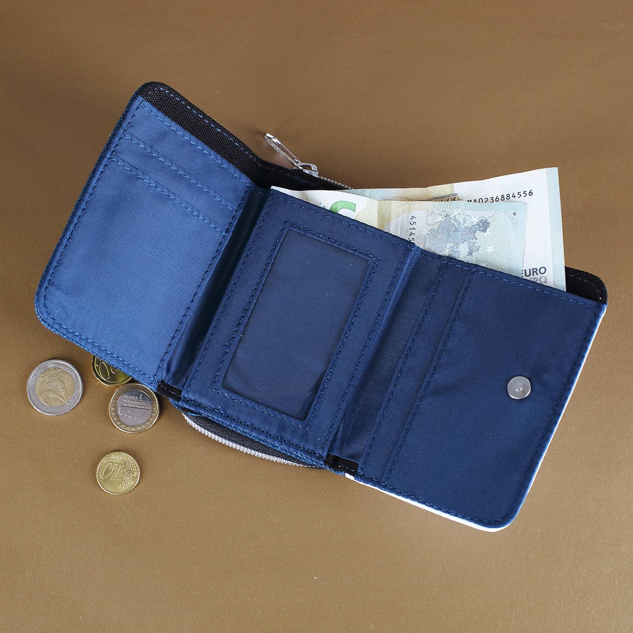 Jeansgeldbörse mit Polizeimotiv und Namensaufdruck