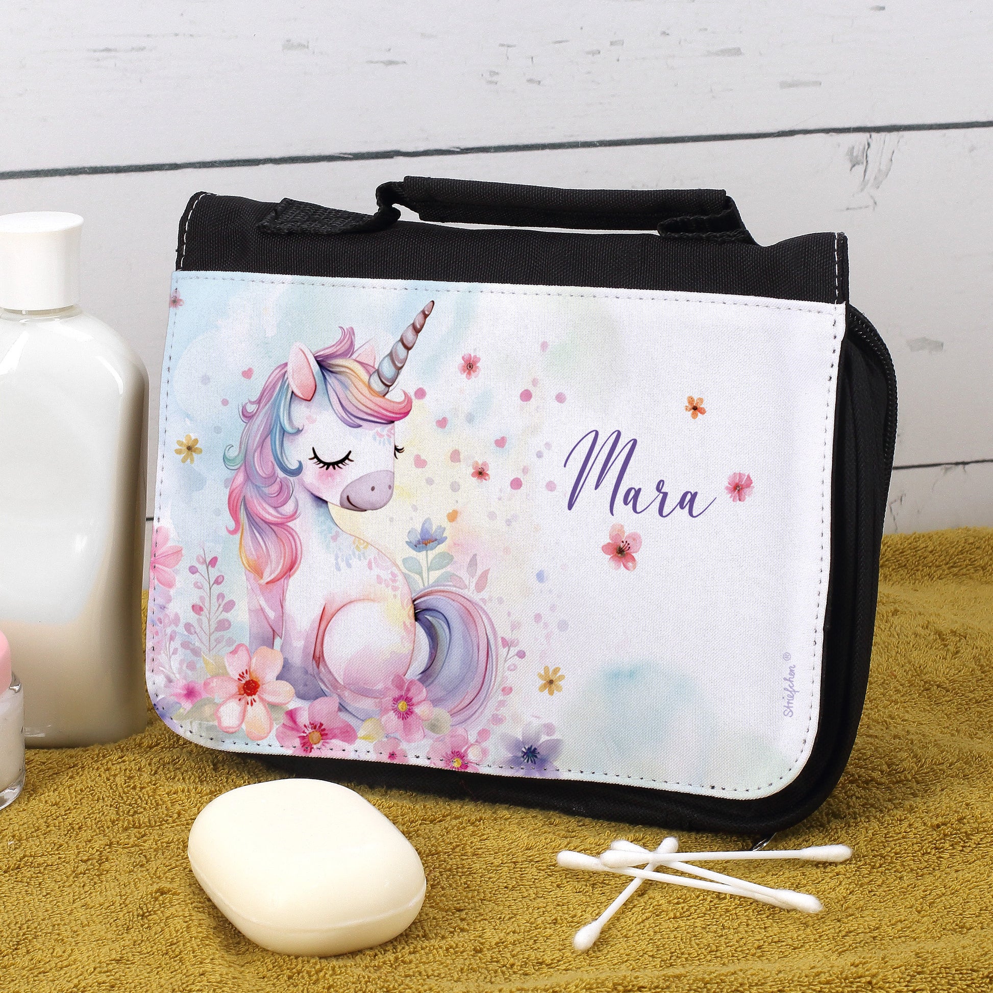 Waschtasche für Mädchen mit Einhorn Motiv und Name personalisiert Kulturbeutel für Kinder