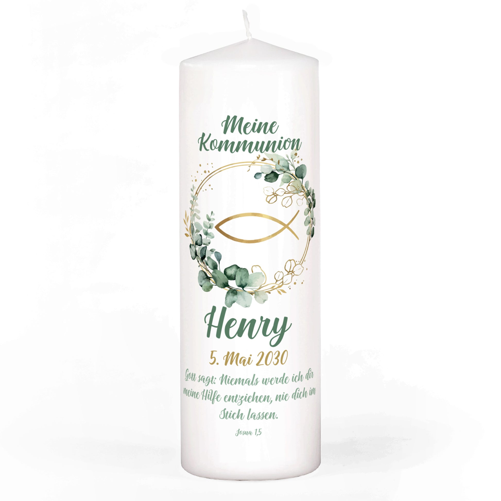 Weiße Kerze zur Kommunion mit Ichthys Fisch Motiv im Eukalyptuskranz, personalisiert mit Name und Datum