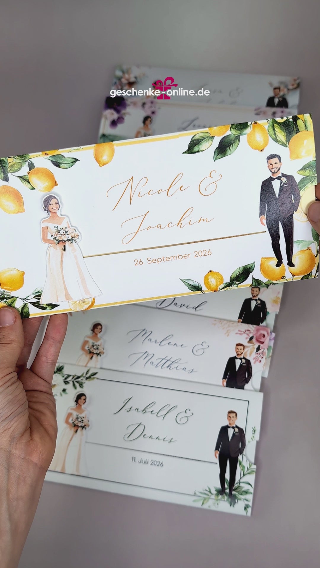 Hochzeitseinladung – Ziehkarte mit Brautpaar und Zitronen-Motiv