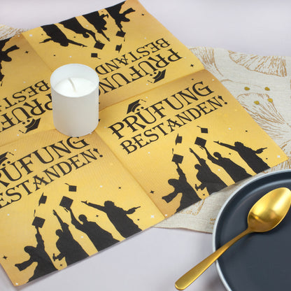 Servietten Prüfung bestanden als festliche Deko für Schulabschluss, Abitur oder Studium