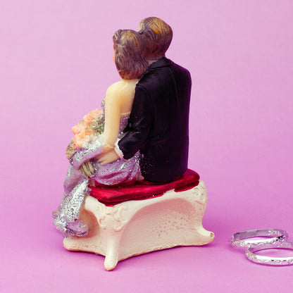 Polyresin Hochzeitspaar Figur mit Fliege, Braut mit Blumenstrauß, Tortenfigur